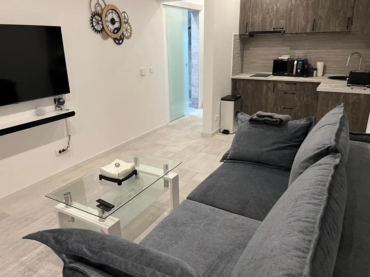Stunning 3-Room Penthouse Lakeview With Terrace Bucharest